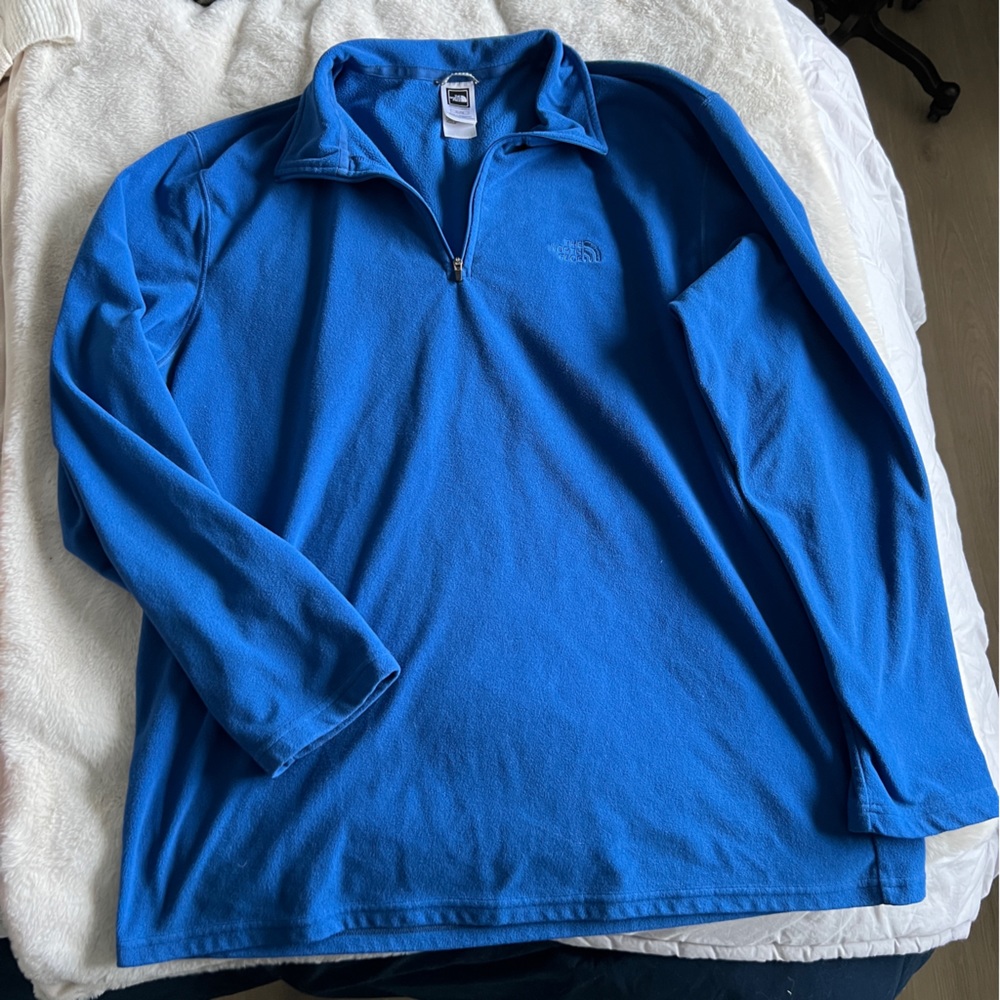 The North Face Men's Lightweight Fleece 1/4 Zip Pullover Blue